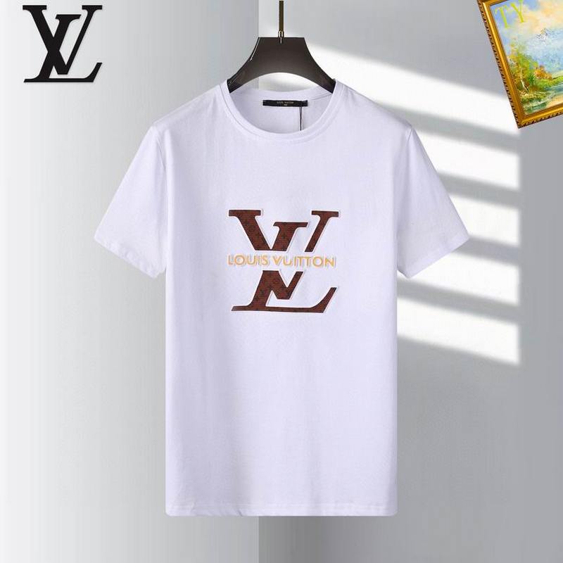 Louis Vuitton Men's T-shirts 16